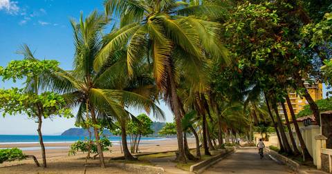 San Jose Explorer Tour: Cycle Costa Rica