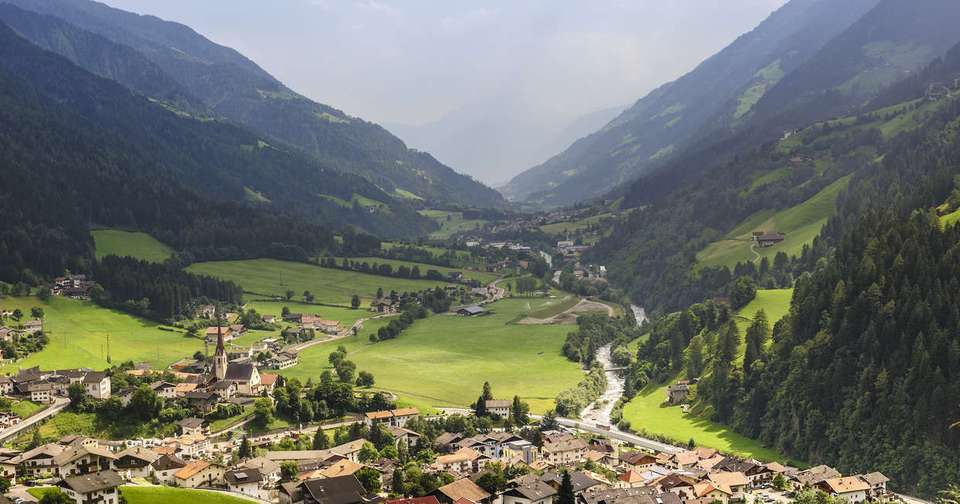 Cycle Dolomites, Lake Garda and Verona - Explore - Italy - Image 9