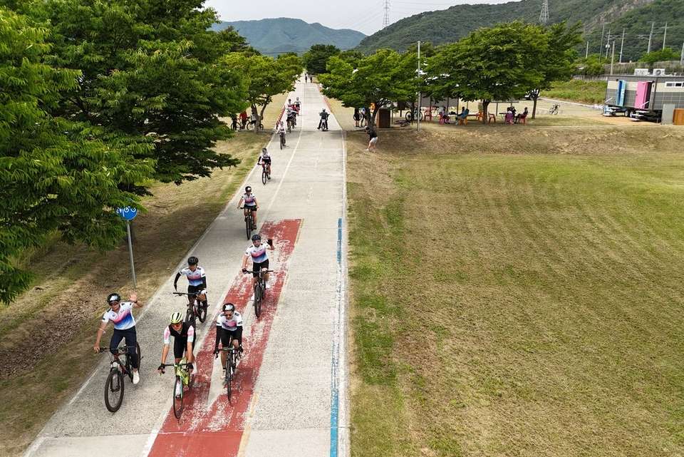 Cycle South Korea - Intrepid Travel - South Korea - Image 10