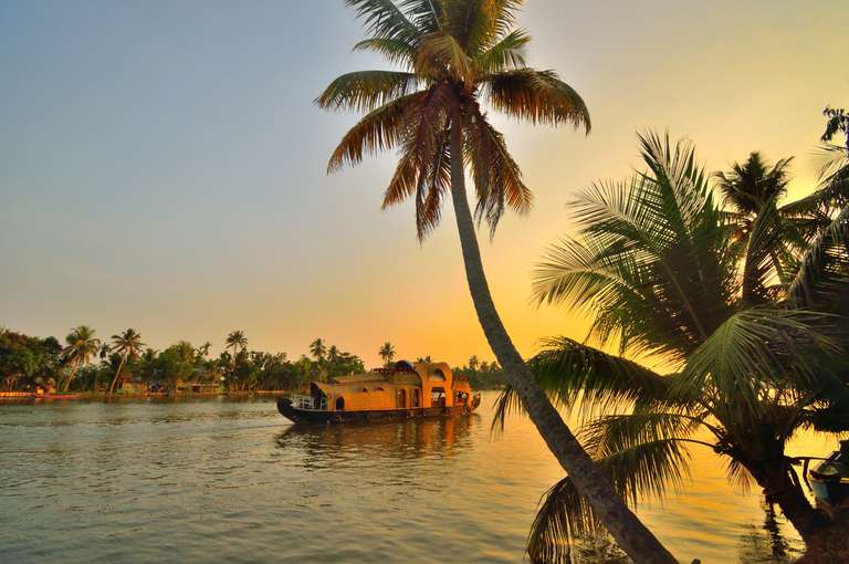 Cycle the Coast of Kerala - Fall tours