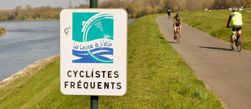 Cycle the Loire - Orléans to the Atlantic Coast - Utracks - France - Image 6