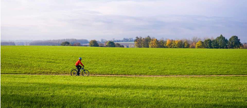 Cycle the Western Front - Utracks - France - Image 2