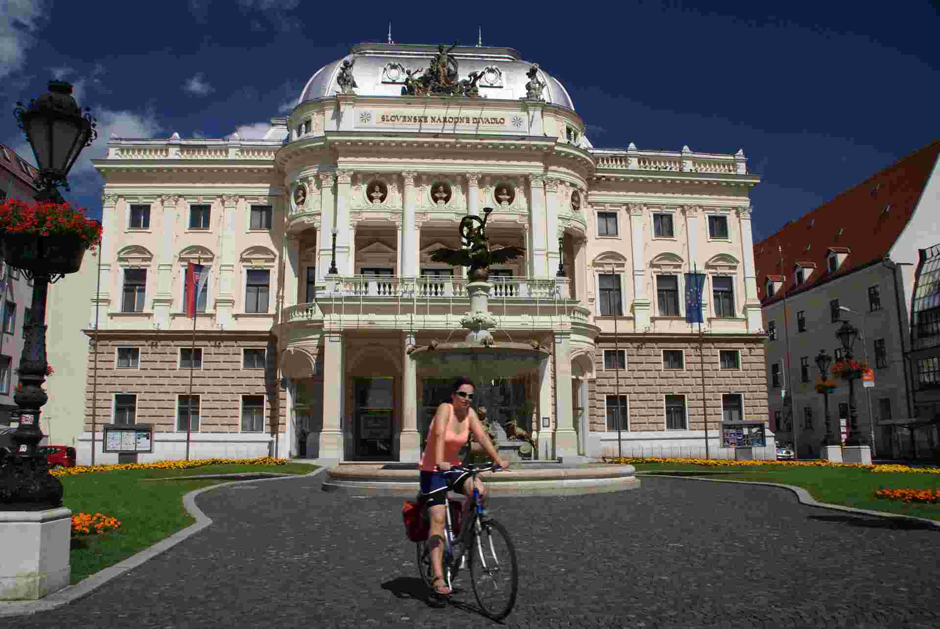 Cycling from Vienna to Budapest