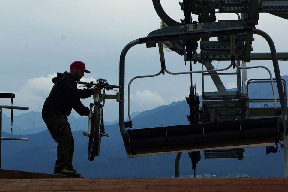 Cycling High Tatras to Budapest - Spiceroads - Hungary - Image 2