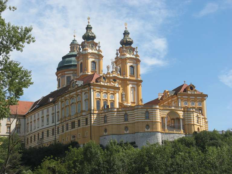 Cycling on the Danube from Passau to Vienna trip - alternative tour available