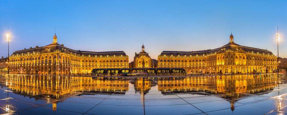 Cycling The Grand Crus of Bordeaux - Exodus Adventure Travels - France - Image 4