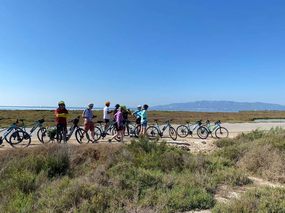 https://media.bookmundi.com/tour/cycling-the-mediterranean-coast-in-spain-1279176-1767182003.jpg?format=auto&quality=60&width=960