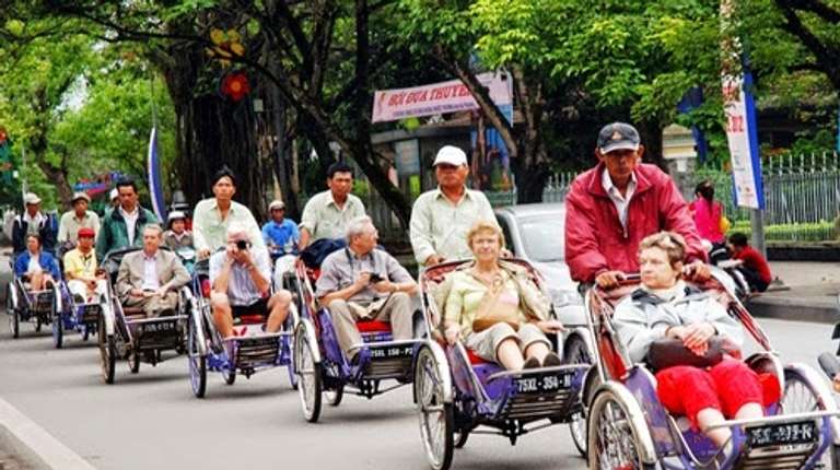Cyclo Experience and Hue Royal Tour trip - alternative tour available