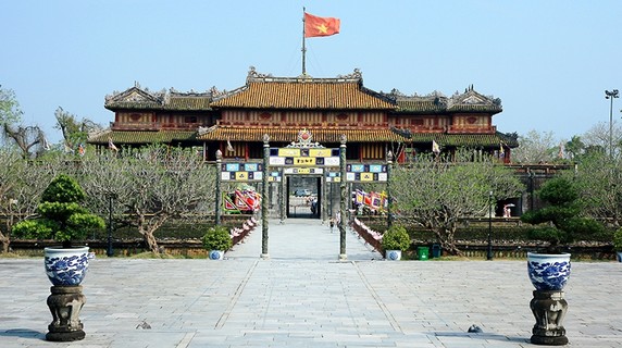 Image 4 of 4
