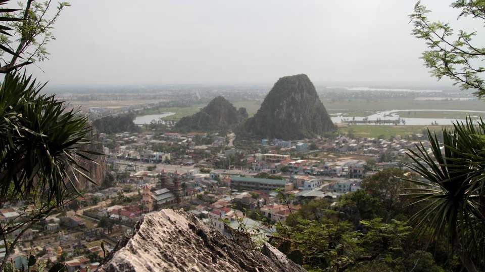 DA NANG CITY TOUR WITH MARBLE MOUNTAINS FROM TIEN SA PORT - undefined - Image 1