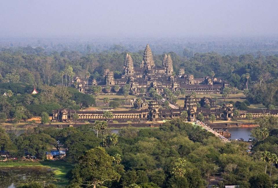 Danang, Hoi An & Siem Reap - 9 days - On The Go Tours - Vietnam - Image 8