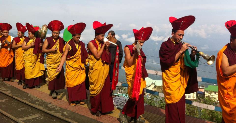 Darjeeling & Sikkim Authentic Cultural Tour - Ashmita Trek & Tours - India - Image 2