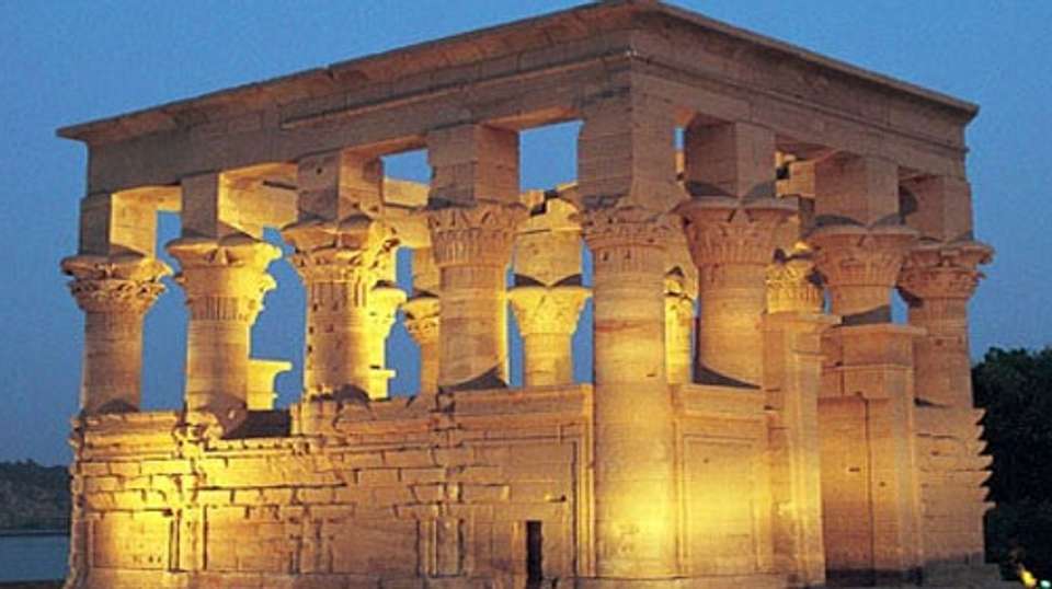 Day Tour to Aswan From Luxor - Emo Tours - Egypt - Image 4