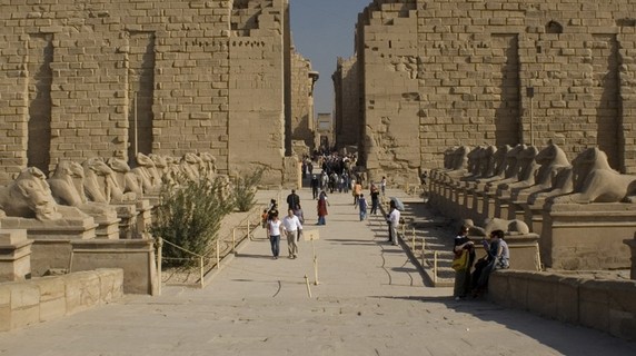 Image 3 of 3