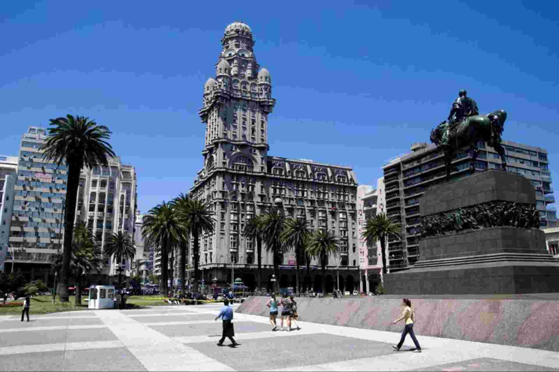 Day Trip to Montevideo from Buenos Aires