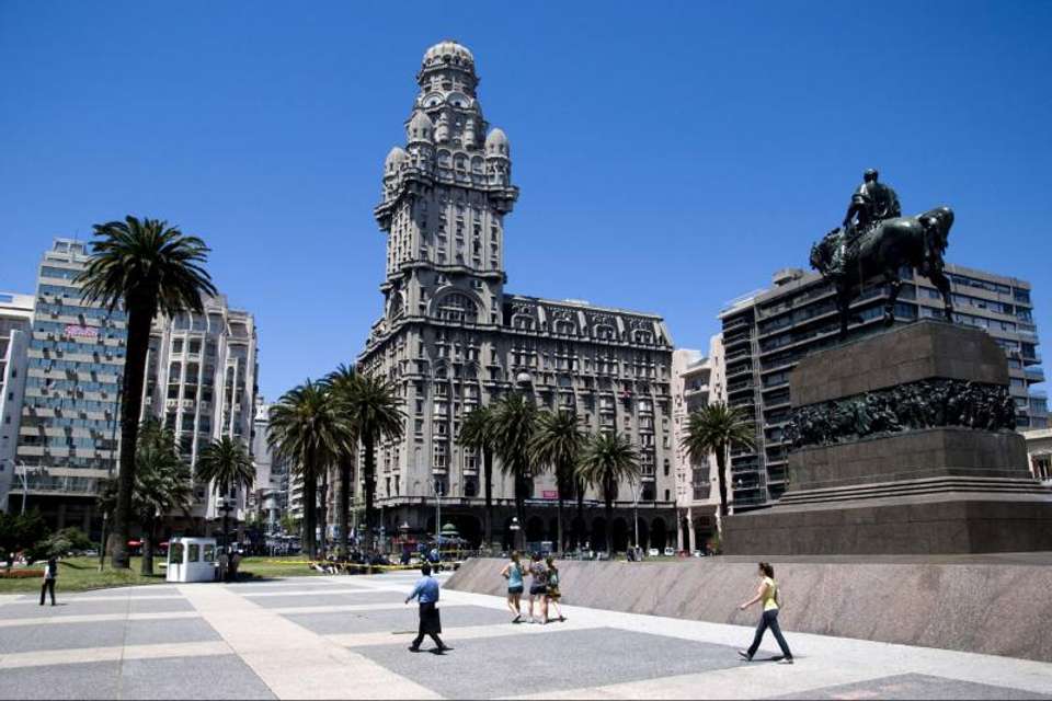 Day Trip to Montevideo from Buenos Aires - Tangol Tours - Argentina - Image 1