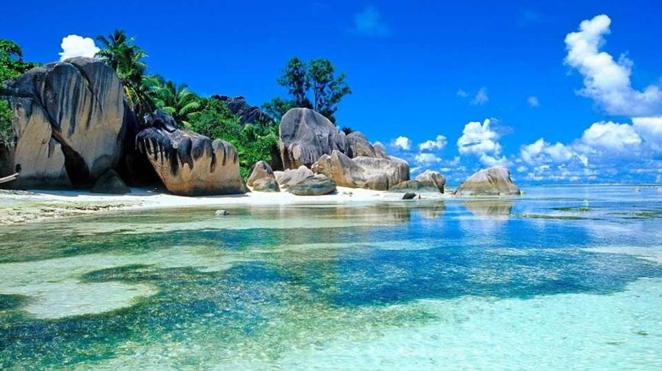 Vietnam Beach Vacation 12 Days - Halong Bay/Phu Quoc - Prestigo Asia - Vietnam - Image 3