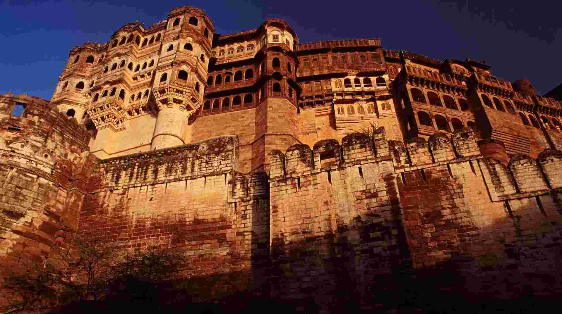 Delhi, Agra & Rajasthan with Mumbai