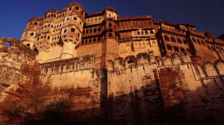 Delhi, Agra & Rajasthan with Mumbai trip - alternative tour available