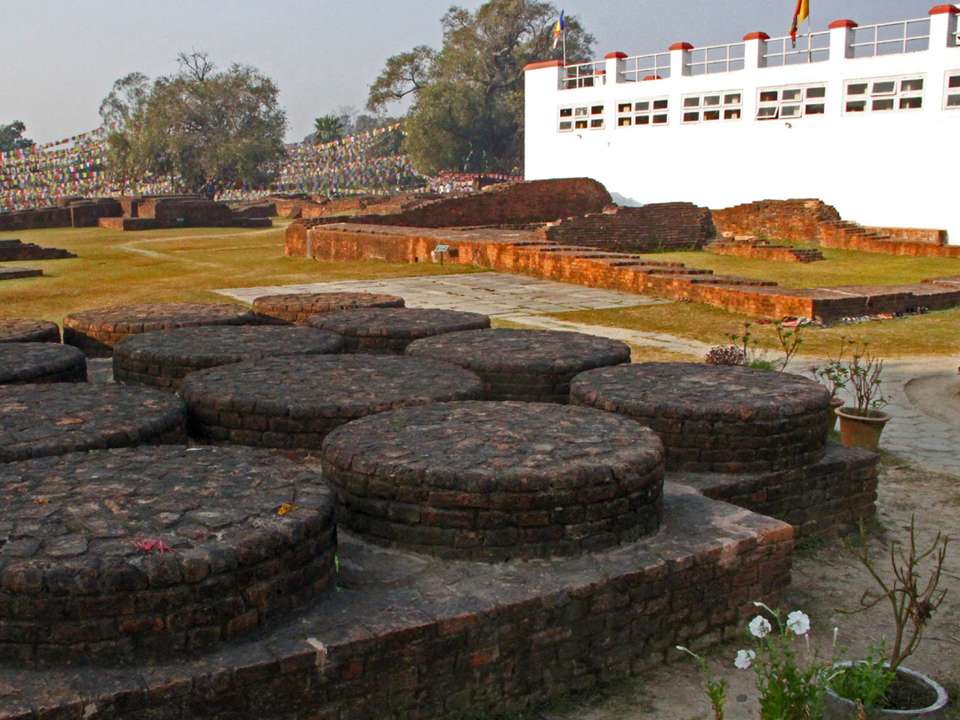 Delhi to Kathmandu: River Walks & Epic Wildlife - G Adventures - India - Image 2