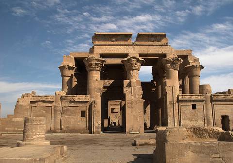 Delightful Dubai And Cairo - Spring Tours