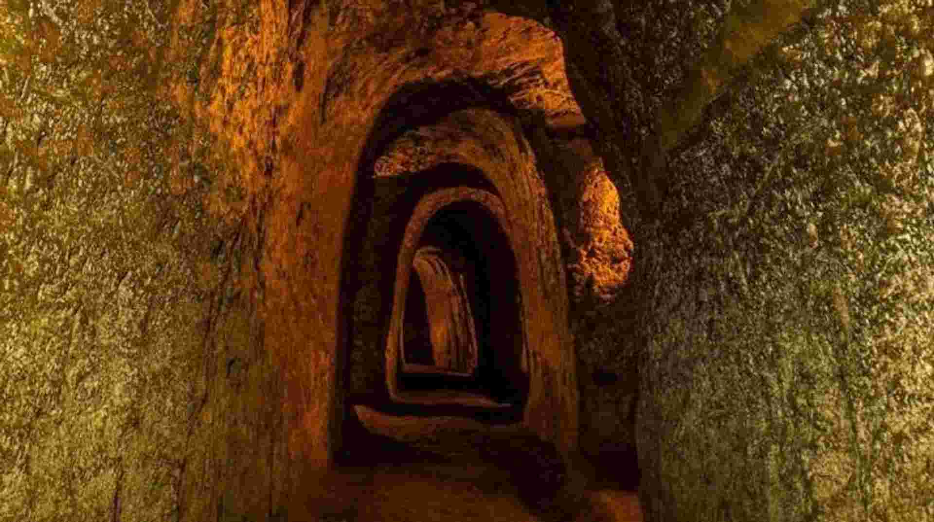 Deluxe Private 15-Day Expedition from Cambodia to Vietnam