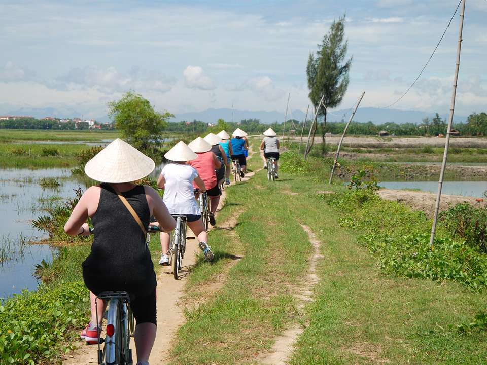 Deluxe Vietnam Aqua Life - 10 days - On The Go Tours - Vietnam - Image 2