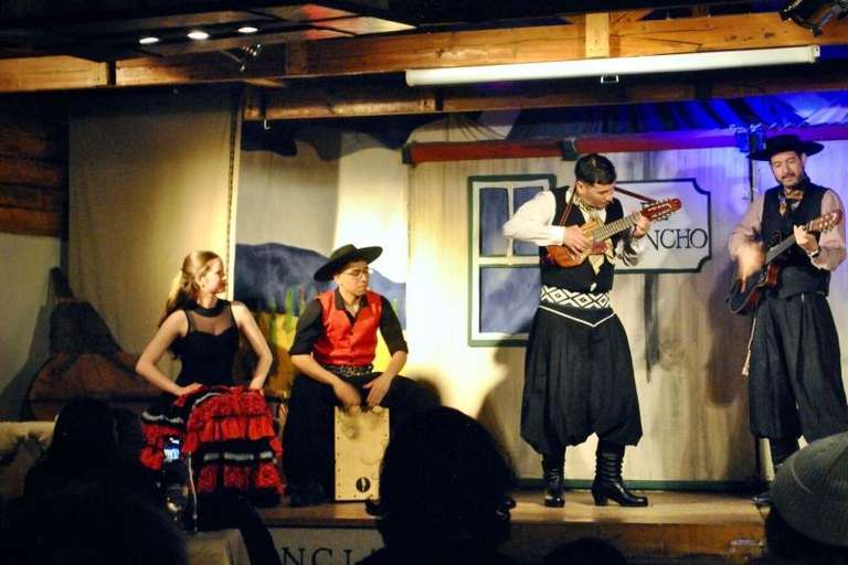 Dinner & Show at Estancia 25 de Mayo, El Calafate trip - alternative tour available
