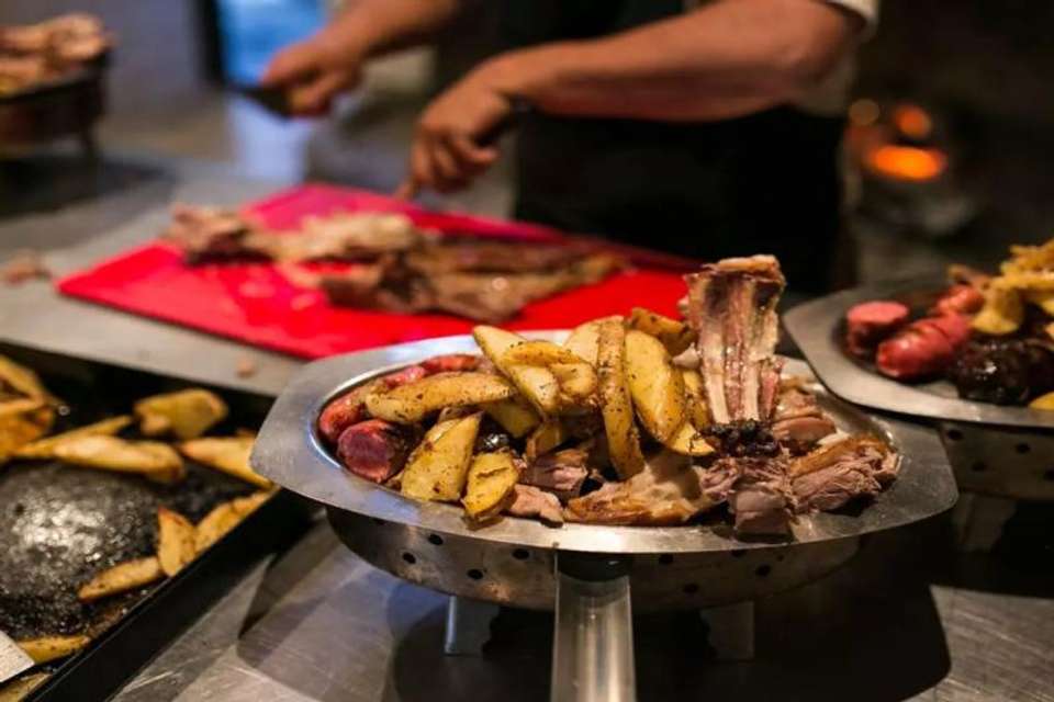 Dinner & Show at Estancia 25 de Mayo, El Calafate - Tangol Tours - Argentina - Image 10