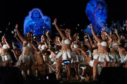 Dinner With Rapa Nui Show On Easter Island - 1 Day
