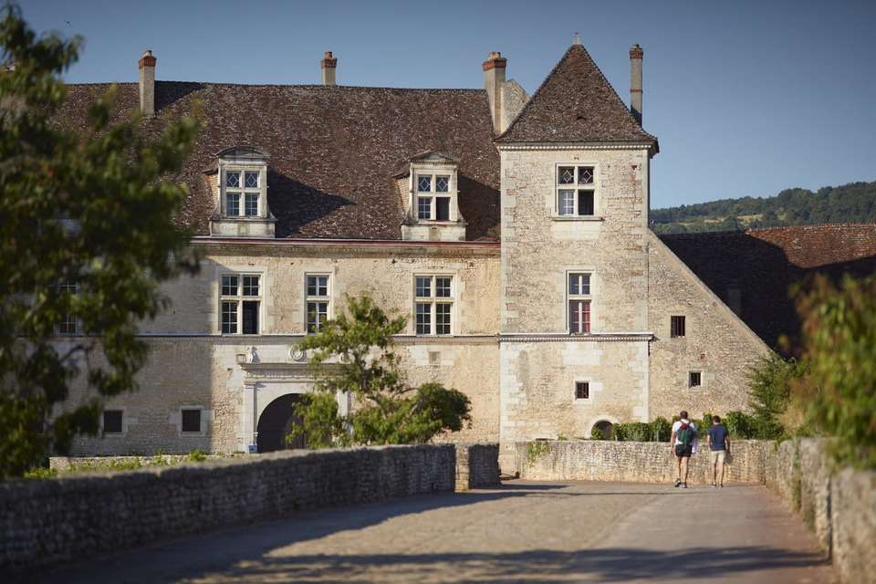 Image 6 of 20