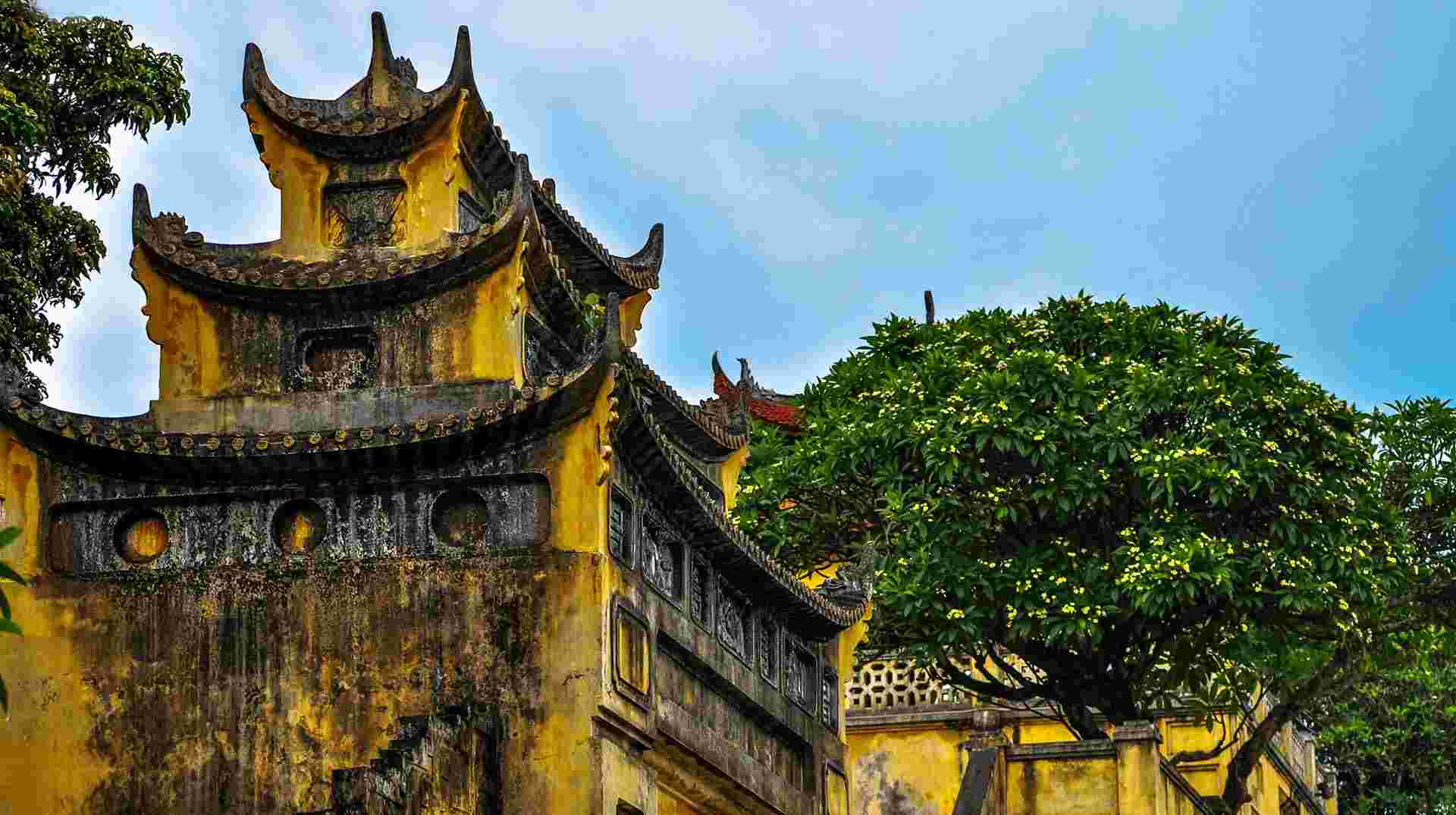 Discover Co Loa Ancient Citadel By Bike