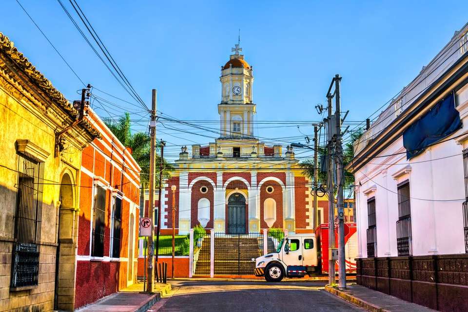 Discover Guatemala, Honduras & El Salvador - Intrepid Travel - Guatemala - Image 6