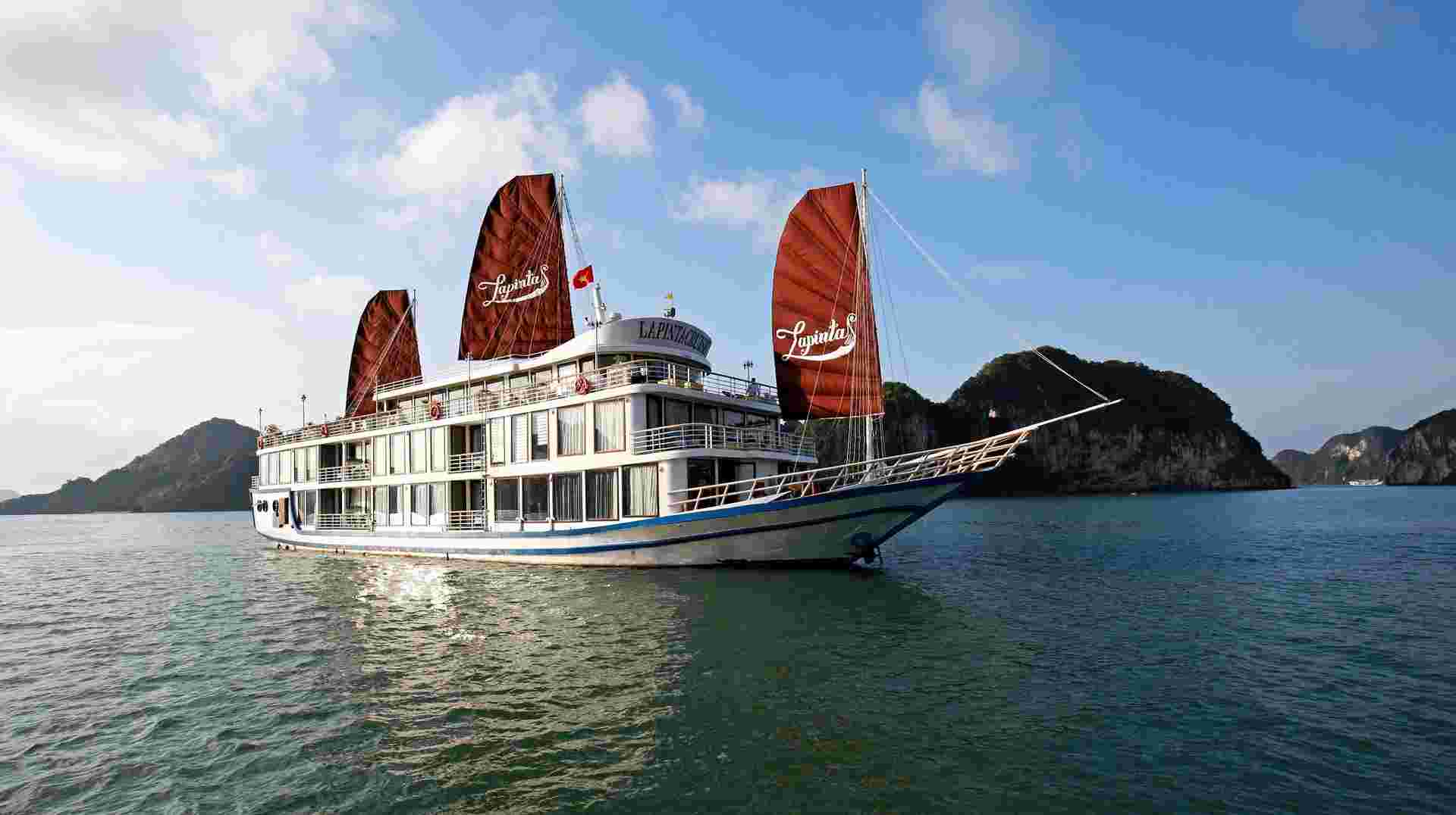 Discover Ha Long and Lan Ha Bays On Luxury Cruise