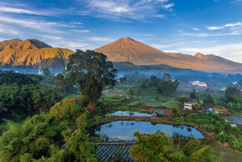 Discover Lombok - Intrepid Travel - Indonesia - Image 5