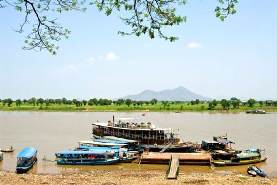 Discover the Mekong: Uniting Adventure with Must-See Destinations (Port-to-Port Cruise) - undefined - Image 9
