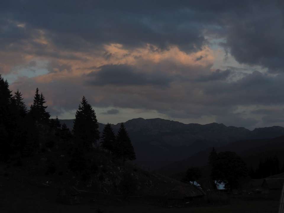 Discover Transylvanian Carpathian Villages in Romania - Bamba - Romania - Image 5