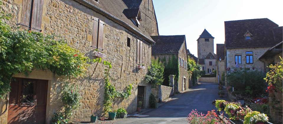 Dordogne's Hidden Treasures on Foot - 10 Days - Walkers' Britain - France - Image 4