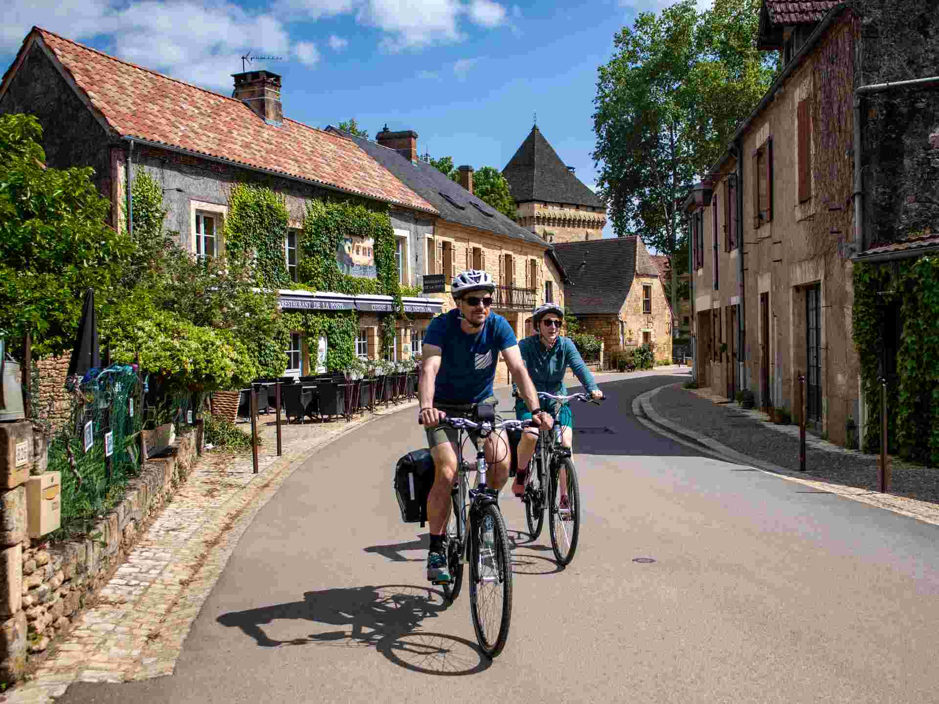 Dordogne Valleys and Villages Cycling