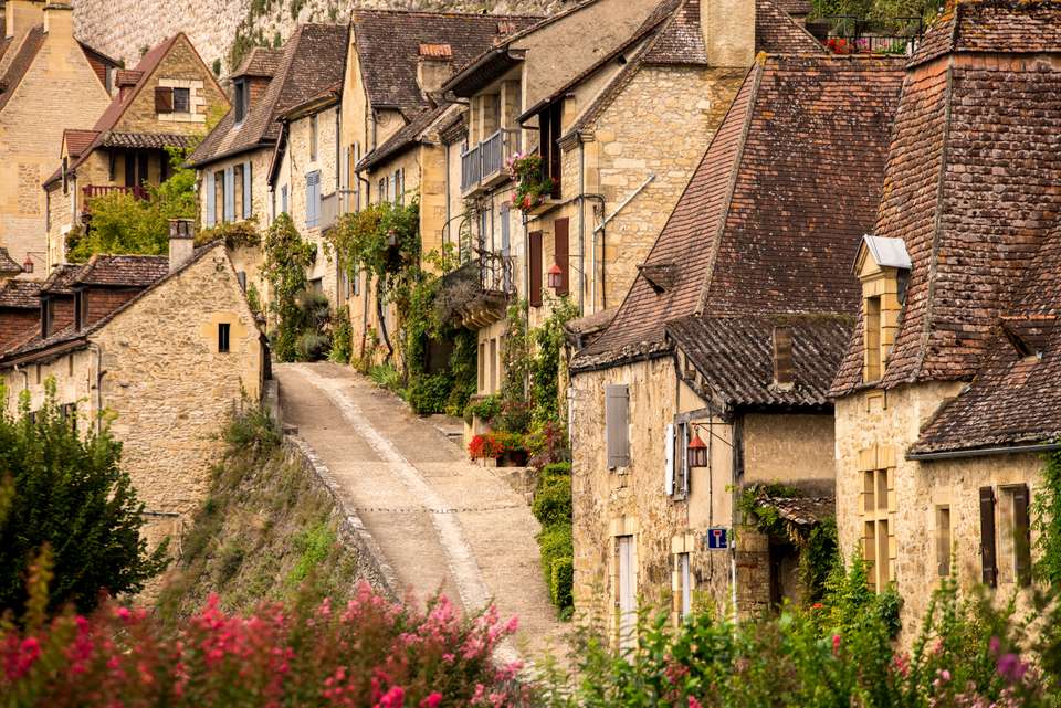 Dordogne Valleys and Villages Cycling - Exodus Adventure Travels - France - Image 5