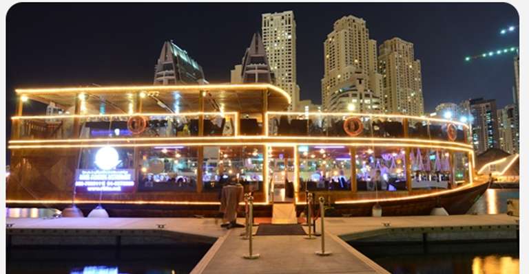 Dubai: 2.5-hour dhow boat cruise with dinner trip - alternative tour available