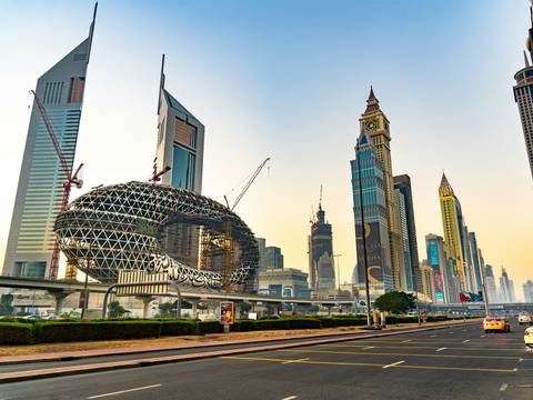 Dubai & Abu Dhabi Discovery - 6 Days - Summer Tours