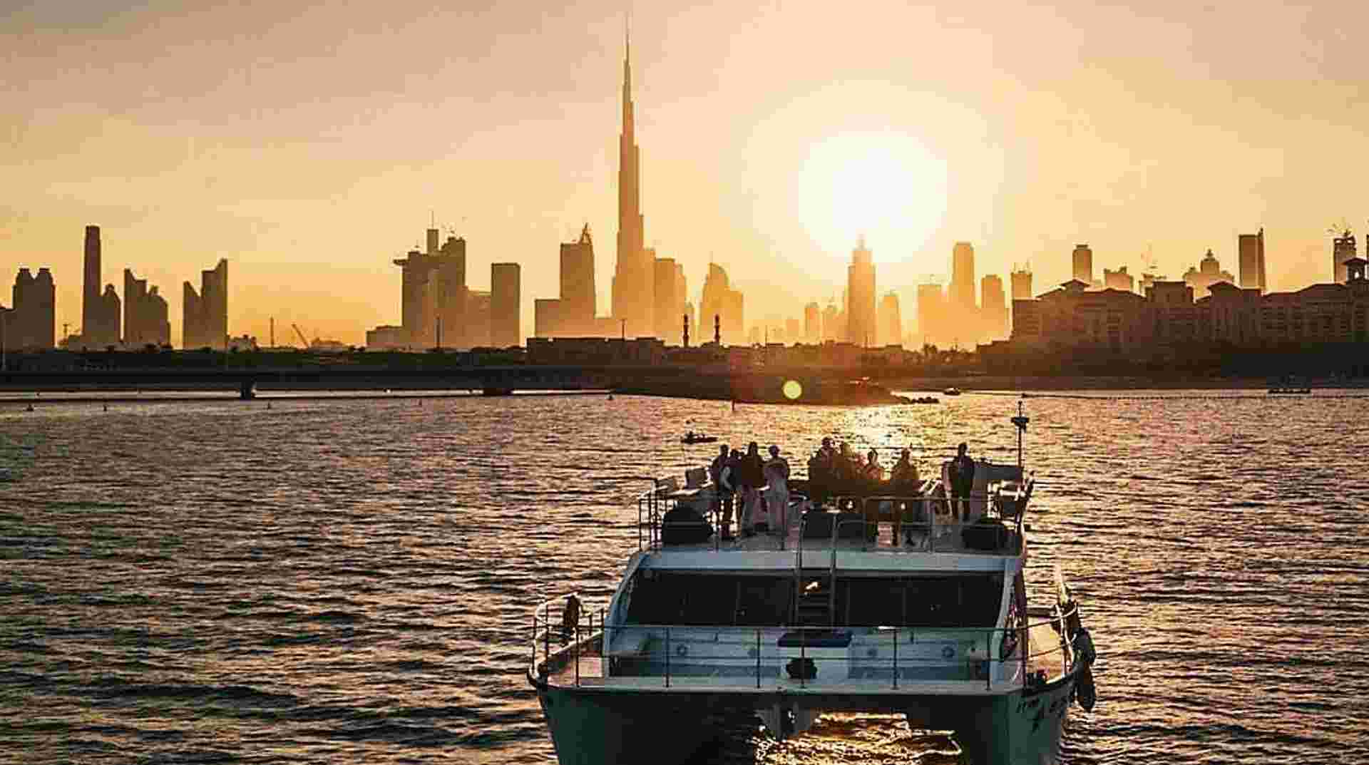 Dubai Canal Dinner Cruise