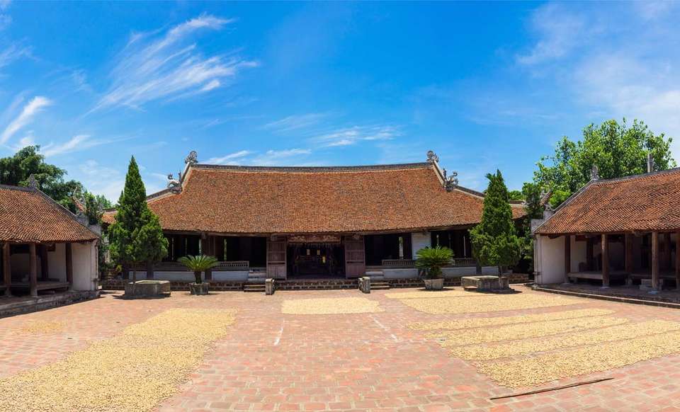 Duong Lam Ancient Village Day Tour - undefined - Image 2