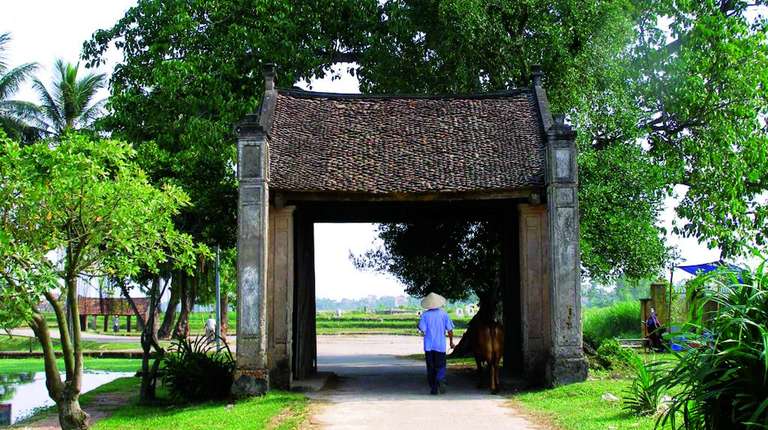 Duong Lam Ancient Village Full Day Tour trip - alternative tour available