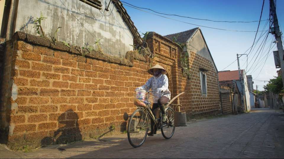 Duong Lam Ancient Village Tour full Day - Legend Travel Group - Vietnam - Image 1