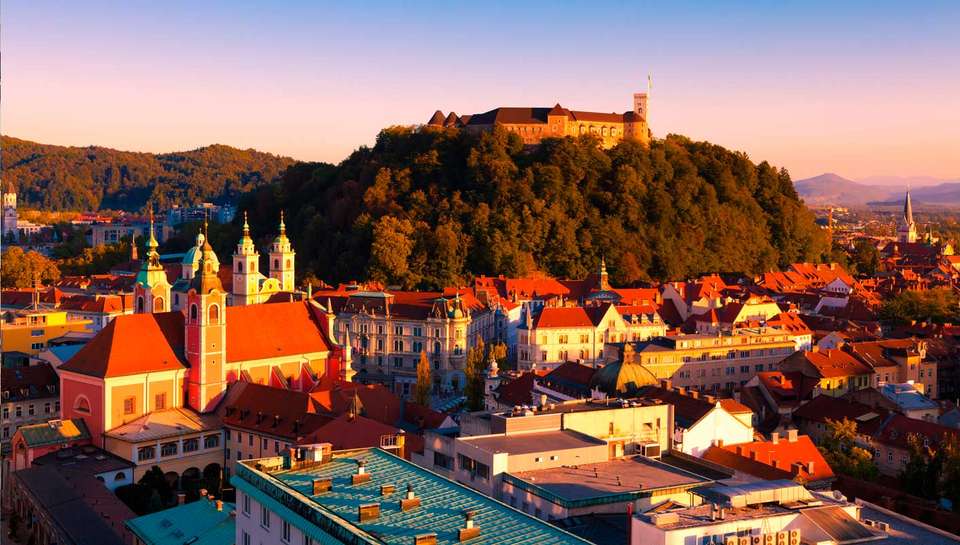 East of Europe and Venice - Europamundo - Austria - Image 10