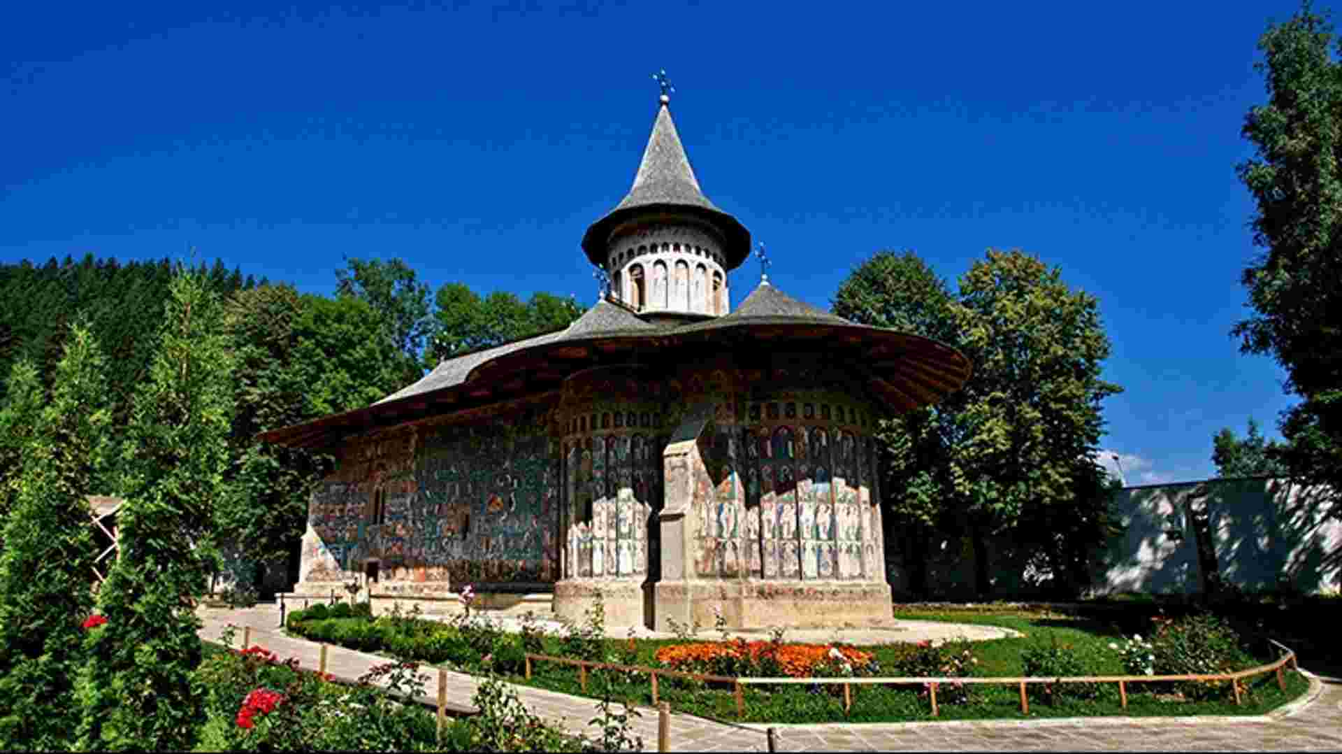 Eight days tour of Romania from Budapest to Bucharest