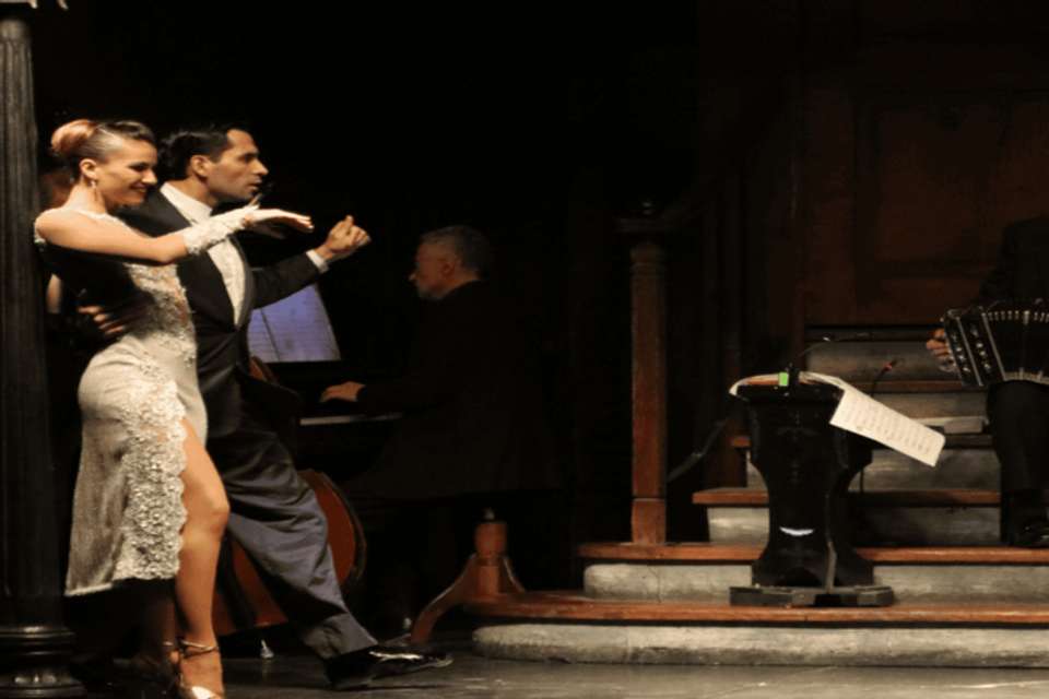 El Aljibe VIP Dinner Show & Wine Tasting - Tangol Tours - Argentina - Image 4