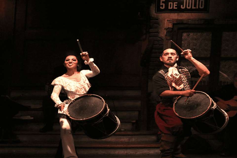 El Aljibe VIP Dinner Show & Wine Tasting - Tangol Tours - Argentina - Image 6
